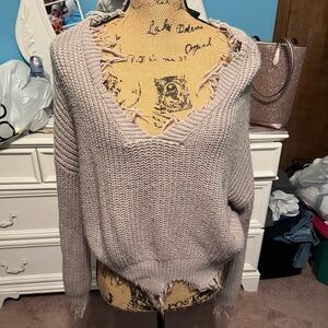 Crème colored sweater